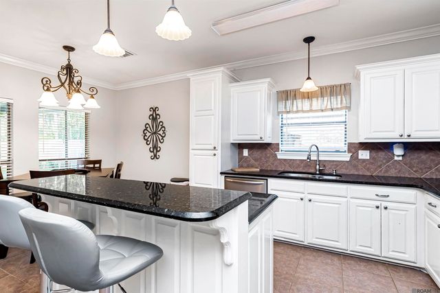 39096 Balmoral Dr, Prairieville, LA 70769