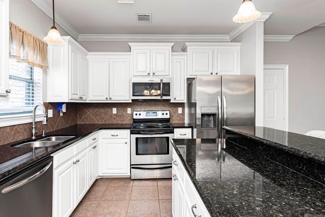 39096 Balmoral Dr, Prairieville, LA 70769