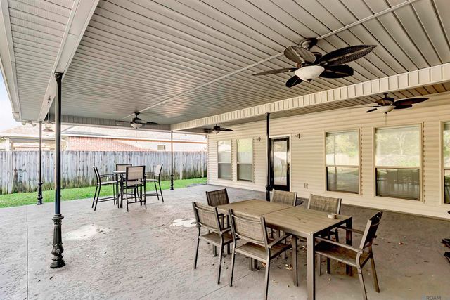 39096 Balmoral Dr, Prairieville, LA 70769