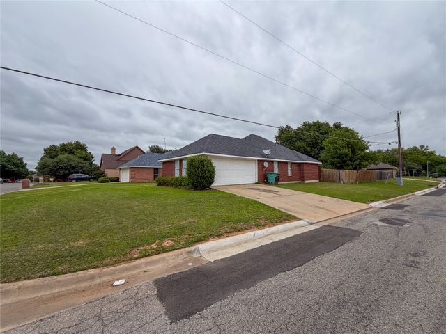 1901 Monte Cristo Way, Sherman, TX 75092