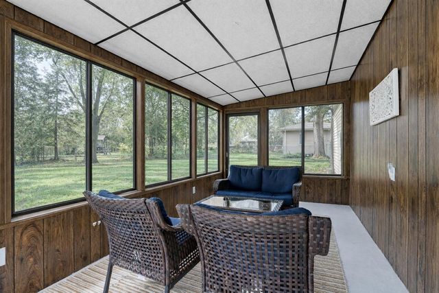 334 Home Avenue, Park Twp, MI 49424