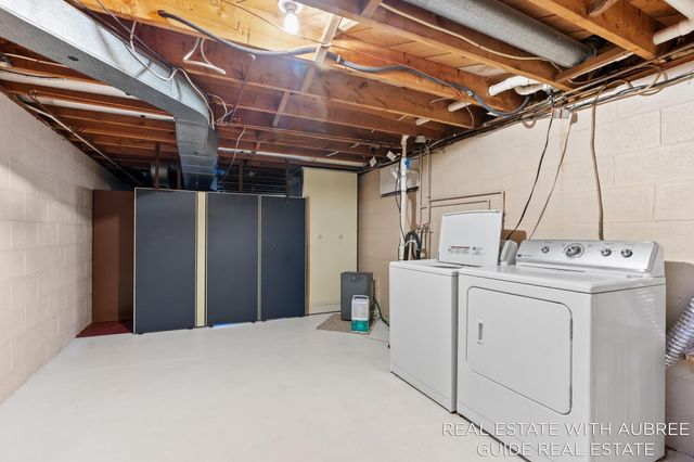 334 Home Avenue, Park Twp, MI 49424