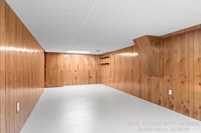 334 Home Avenue, Park Twp, MI 49424