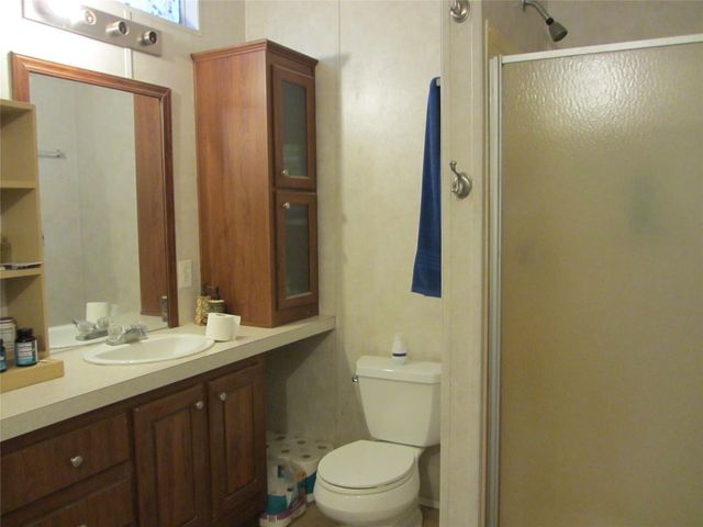 53 Brumley Road, Huntsville, TX 77320