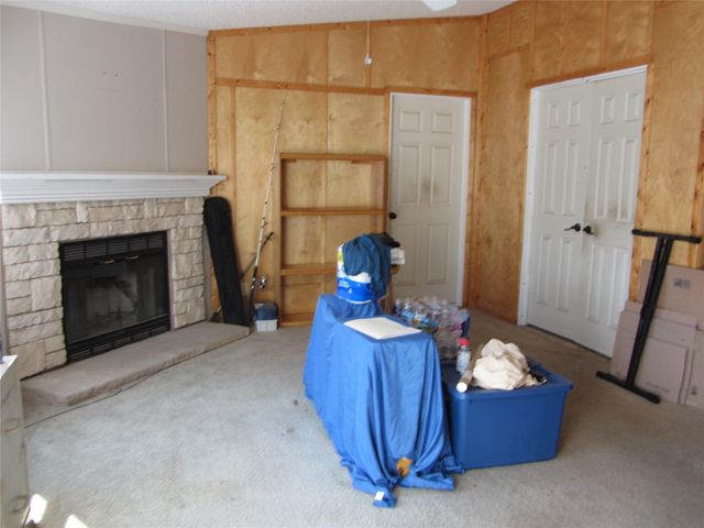 53 Brumley Road, Huntsville, TX 77320