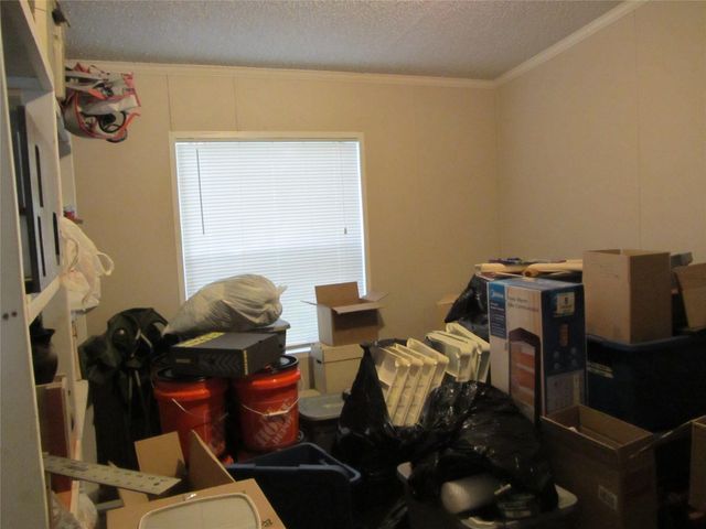 53 Brumley Road, Huntsville, TX 77320