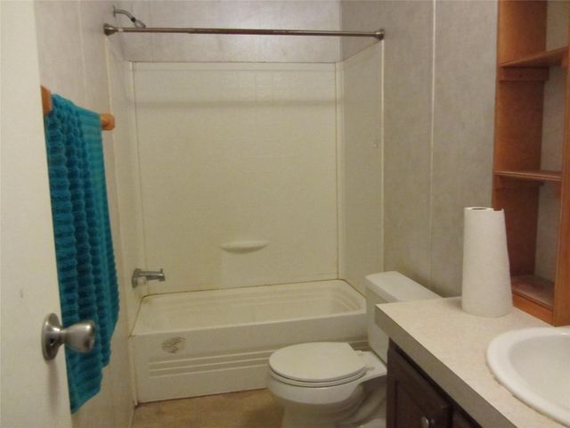 53 Brumley Road, Huntsville, TX 77320