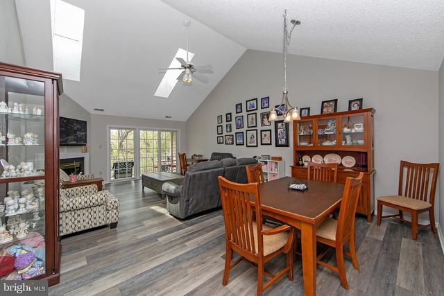 6506-B NORMANDY DR, Mount Laurel, NJ 08054