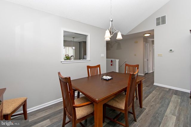 6506-B NORMANDY DR, Mount Laurel, NJ 08054