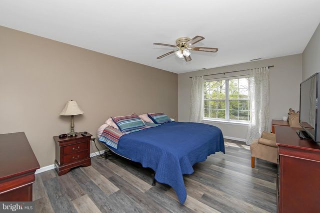 6506-B NORMANDY DR, Mount Laurel, NJ 08054