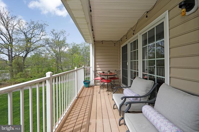 6506-B NORMANDY DR, Mount Laurel, NJ 08054