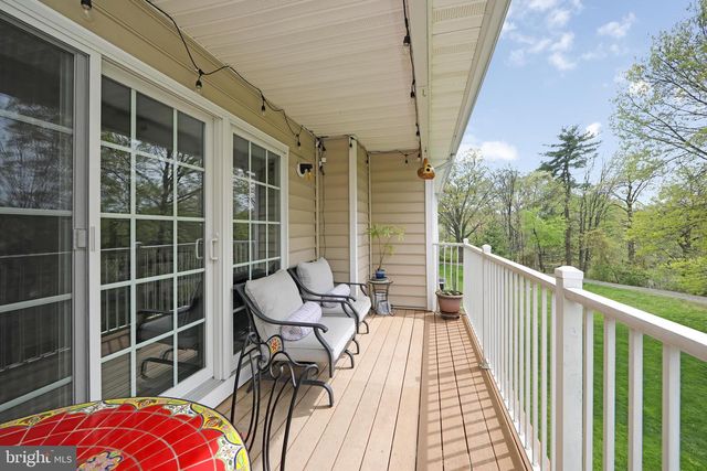 6506-B NORMANDY DR, Mount Laurel, NJ 08054