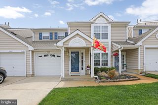 6506-B NORMANDY DR, Mount Laurel, NJ 08054