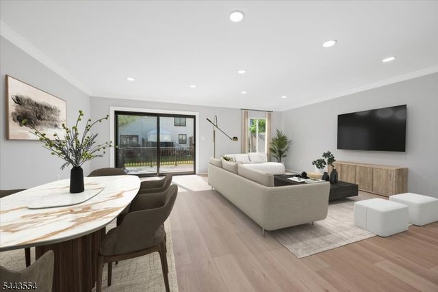 904 Merritt Dr, Hillsborough Twp., NJ 08844