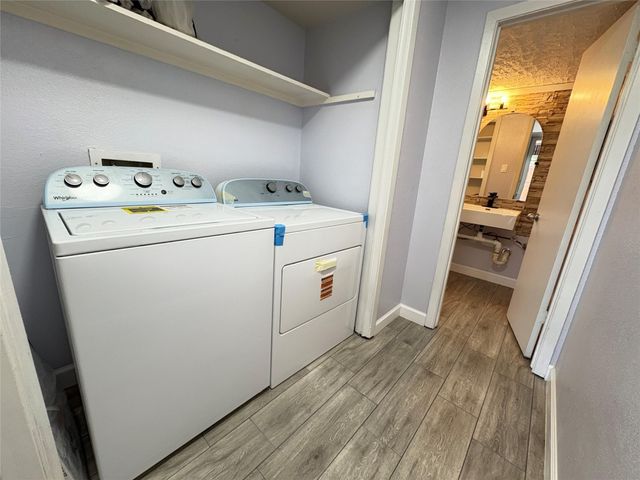 10555 Turtlewood Court 804, Houston, TX 77072