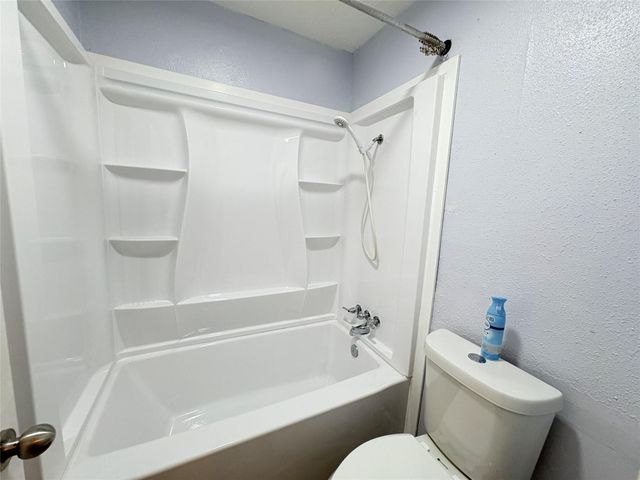 10555 Turtlewood Court 804, Houston, TX 77072