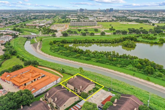 10555 Turtlewood Court 804, Houston, TX 77072