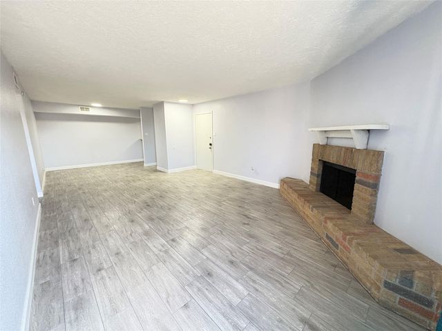 10555 Turtlewood Court 804, Houston, TX 77072