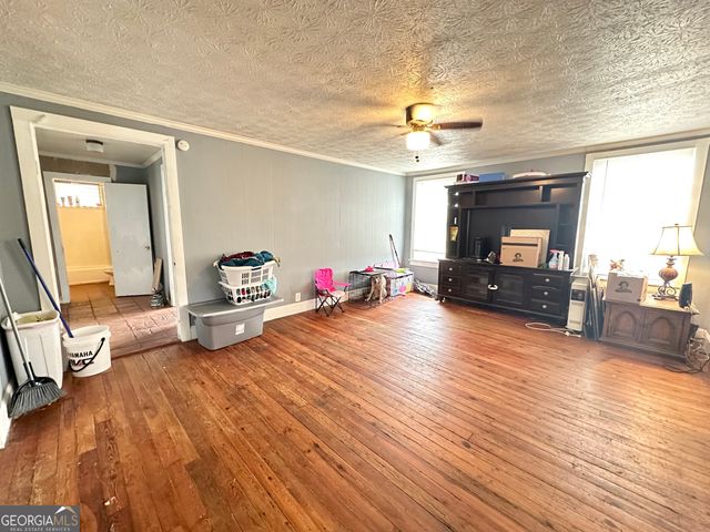 143 Willis Circle, Lagrange, GA 30241