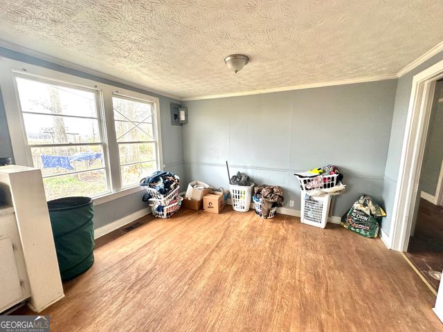 143 Willis Circle, Lagrange, GA 30241