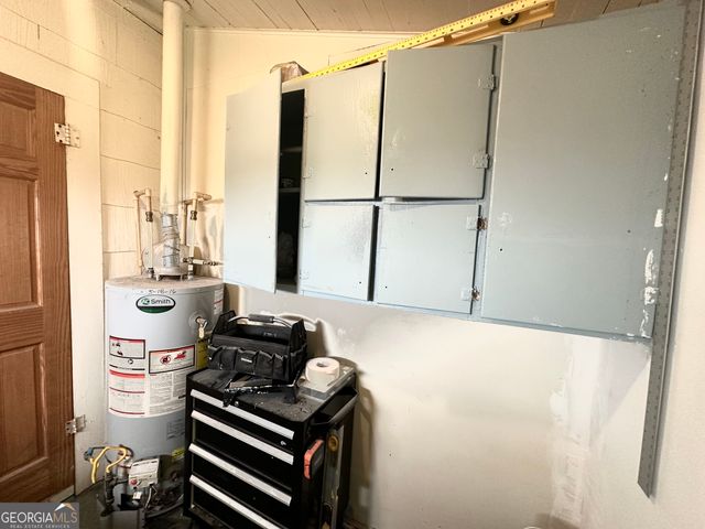 143 Willis Circle, Lagrange, GA 30241