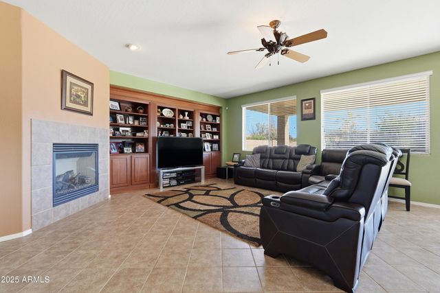 18391 W PORT ROYALE Lane, Surprise, AZ 85388