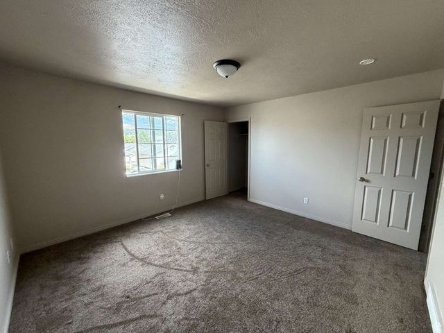 285 E 2300 N, North Ogden, UT 84414