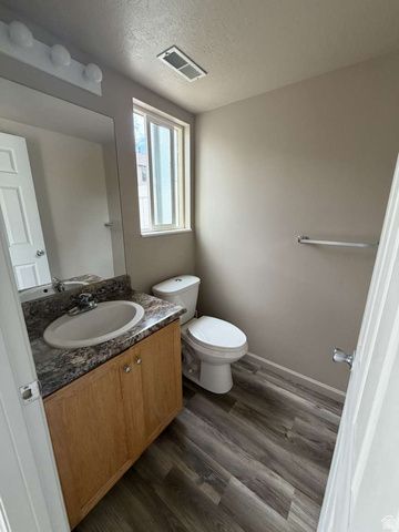 285 E 2300 N, North Ogden, UT 84414
