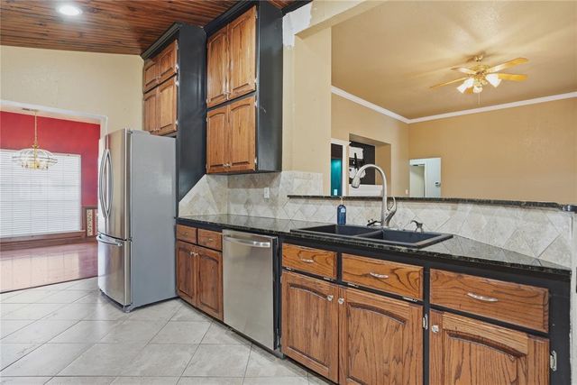 5804 NW 53rd Street, Warr Acres, OK 73122