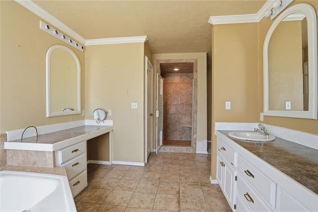 5804 NW 53rd Street, Warr Acres, OK 73122