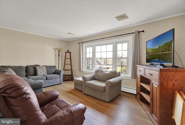 41 LAUREL AVE, Birdsboro, PA 19508