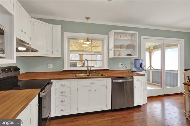 41 LAUREL AVE, Birdsboro, PA 19508