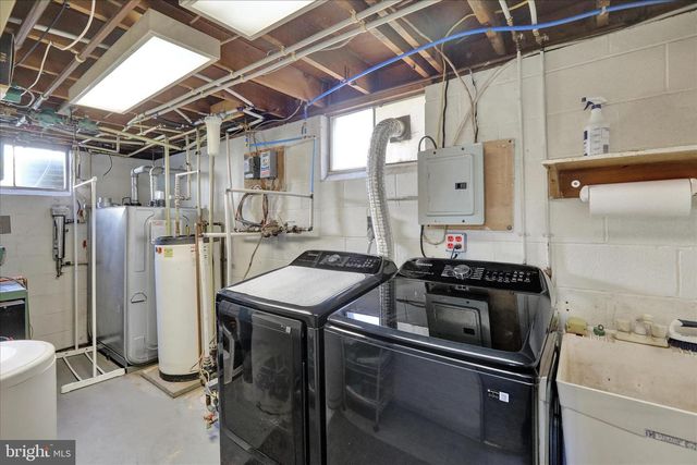 41 LAUREL AVE, Birdsboro, PA 19508