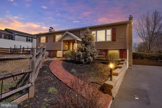 41 LAUREL AVE, Birdsboro, PA 19508