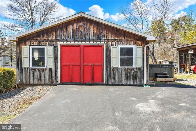 41 LAUREL AVE, Birdsboro, PA 19508