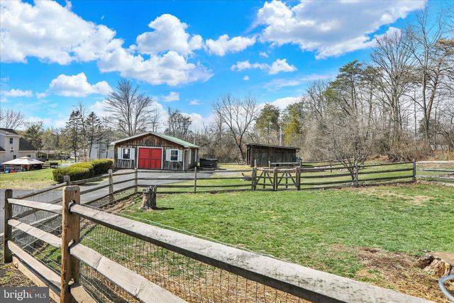 41 LAUREL AVE, Birdsboro, PA 19508