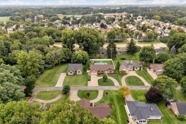 23811 Ronita Drive, Macomb Twp, MI 48042