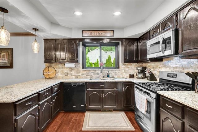 23811 Ronita Drive, Macomb Twp, MI 48042