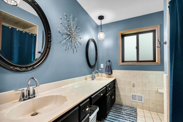 23811 Ronita Drive, Macomb Twp, MI 48042