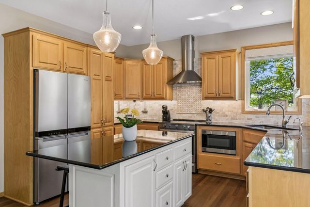 4985 Pine Lane, Eagan, MN 55123
