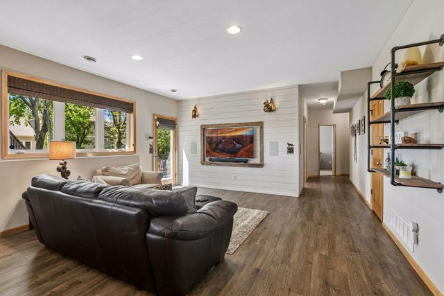 4985 Pine Lane, Eagan, MN 55123