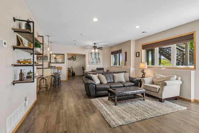 4985 Pine Lane, Eagan, MN 55123