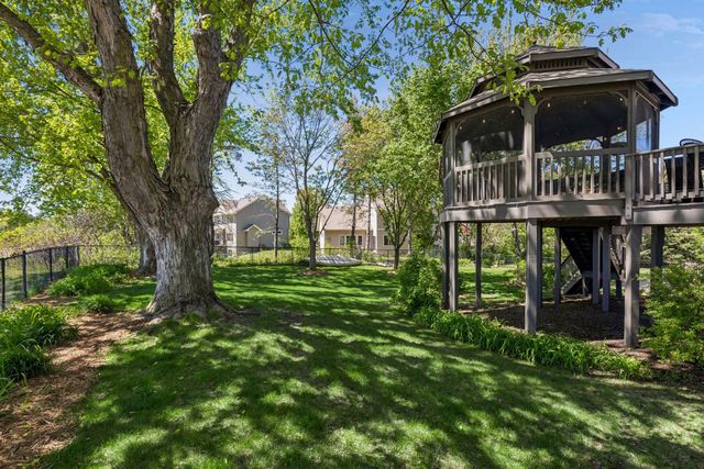 4985 Pine Lane, Eagan, MN 55123