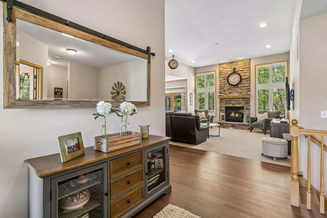 4985 Pine Lane, Eagan, MN 55123
