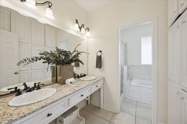 5130 County Road 392, Alvin, TX 77511