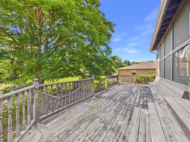 71 Simpson Drive, Huntington, WV 25705