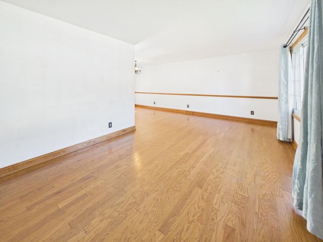 71 Simpson Drive, Huntington, WV 25705