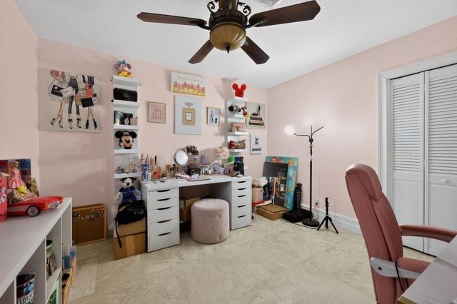 9420 Sea Turtle Lane, Plantation, FL 33324