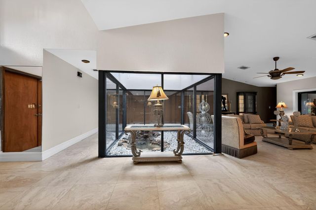 9420 Sea Turtle Lane, Plantation, FL 33324