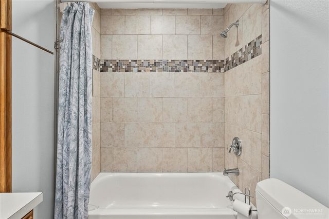 9230 119th Street E, Puyallup, WA 98373